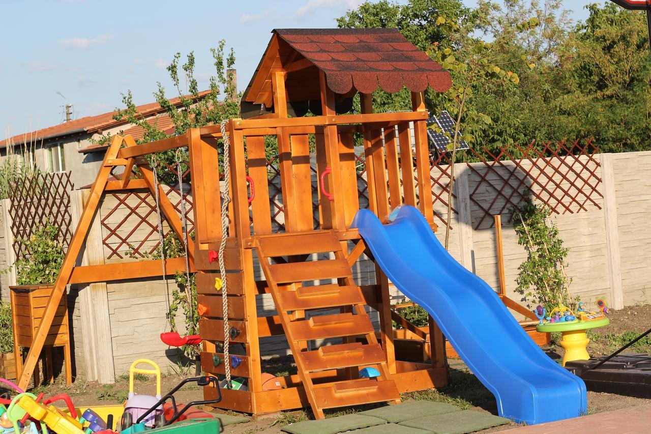 Pensiunea Gradina Verde Becicherecu Mic Экстерьер фото